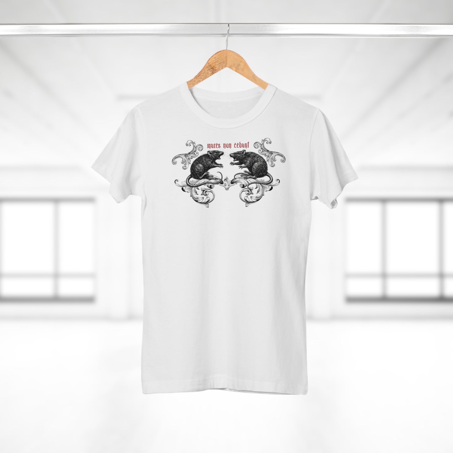 Mures Non Cedunt Women's T-shirt