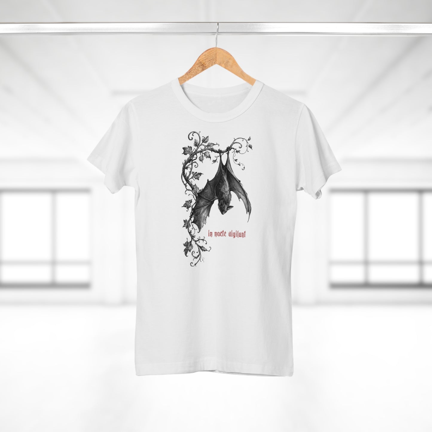 In Nocte Vigilant Women's T-shirt