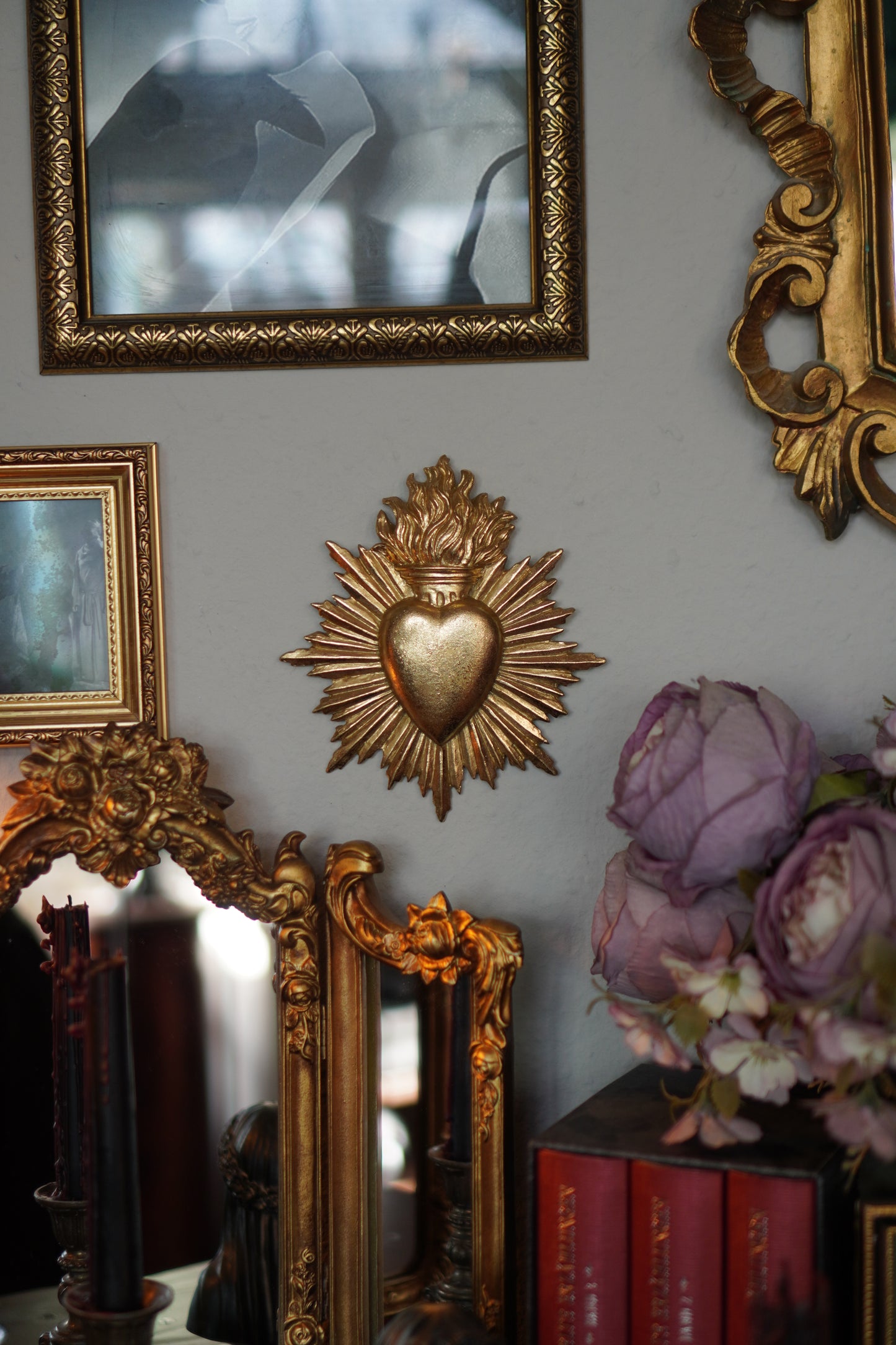 Sacred Heart Wandornament 15 x 17