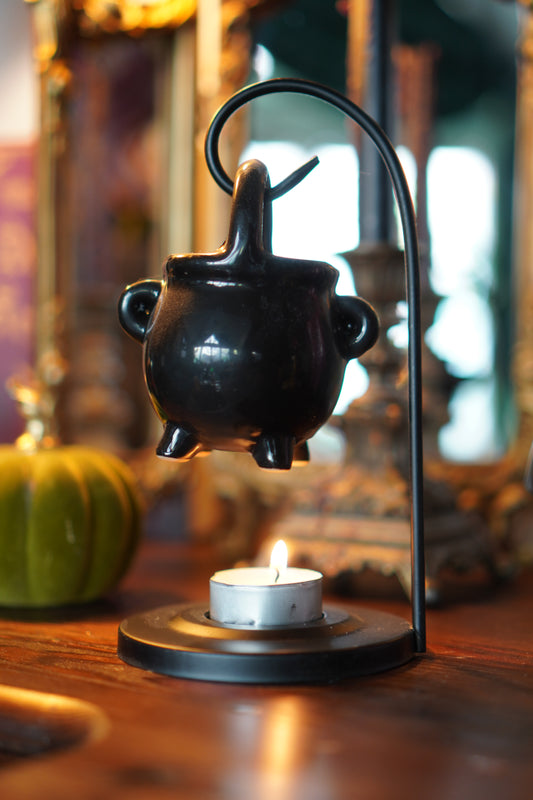 Schwarzer Kessel zum Aufhängen