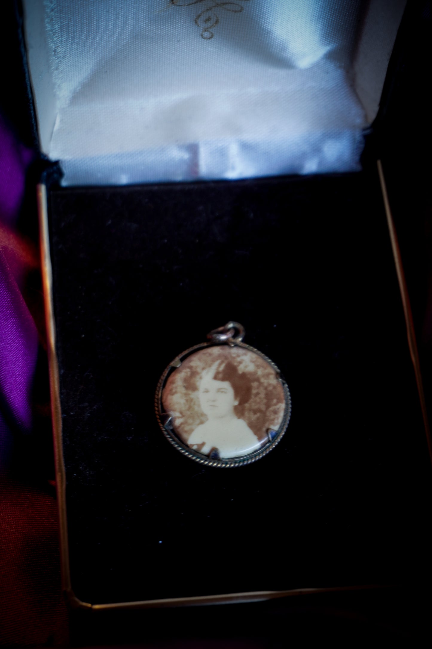 Kettenanhänger Portraits