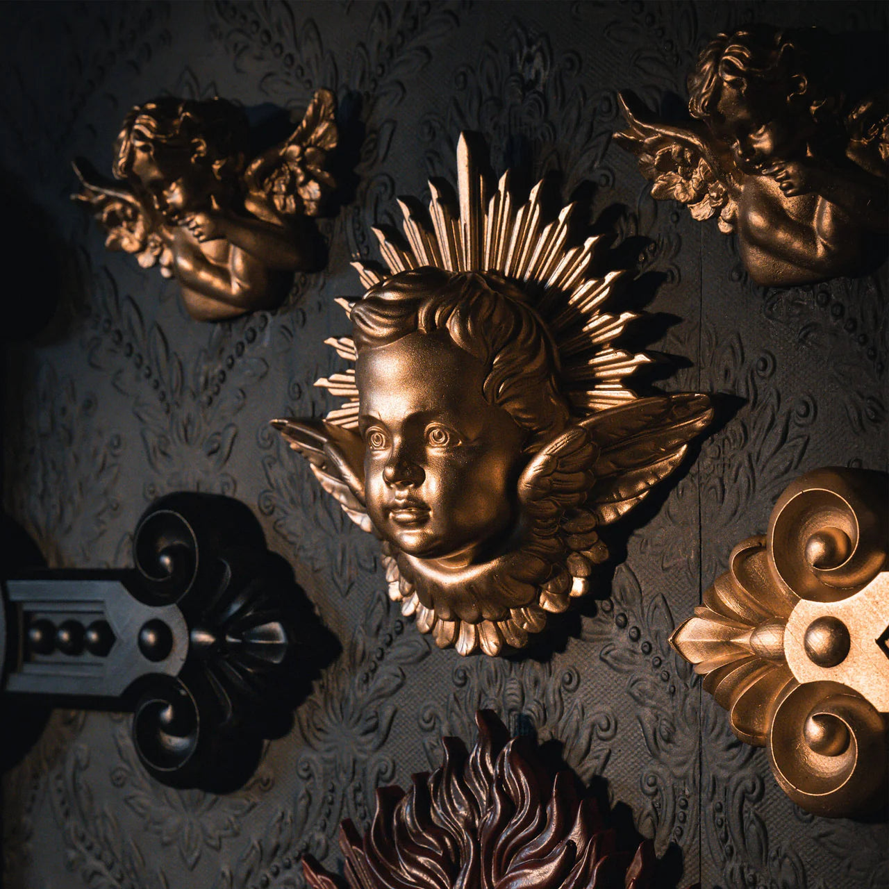 Beau - Sunburst Cherub Gold