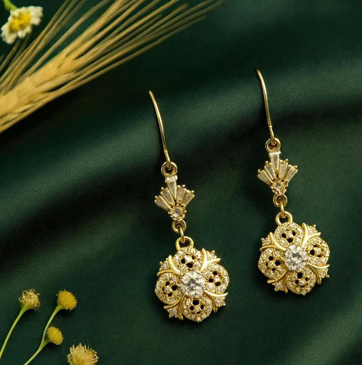 Viktorianische Goldohrringe: Jugendstil-Ohrringe